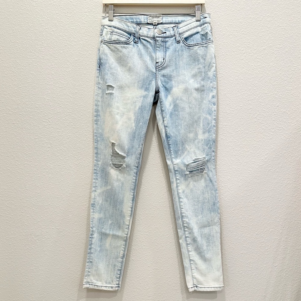 Pre-loved! CURRENT/ELLIOT The Ankle Skinny in City Bleach Destroy Jeans!